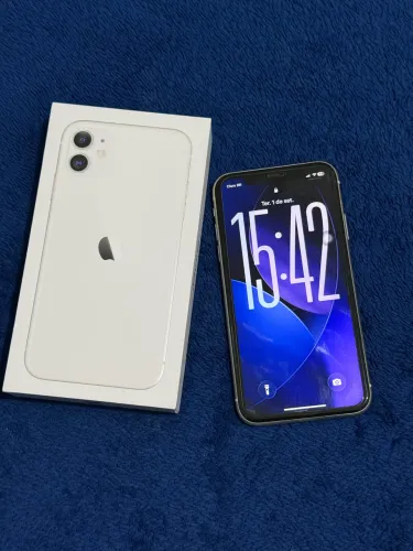 iPhone 11 branco 64gb