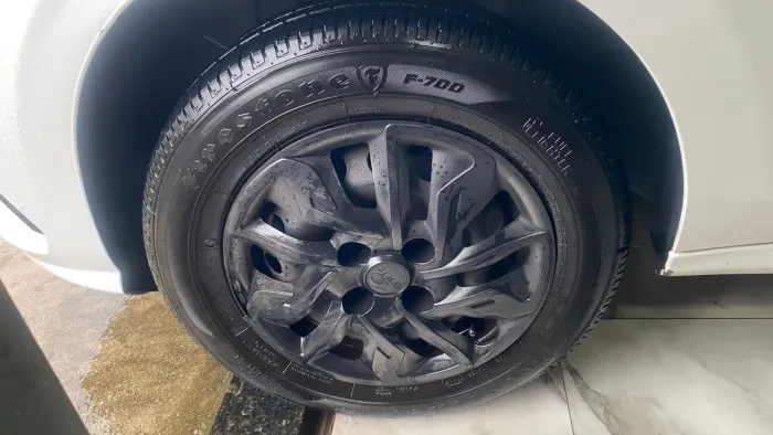 Aro 14 com 4 pneus 