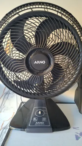 Ventilador arno de mesa