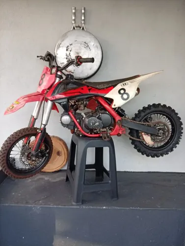 Mini moto de trilha