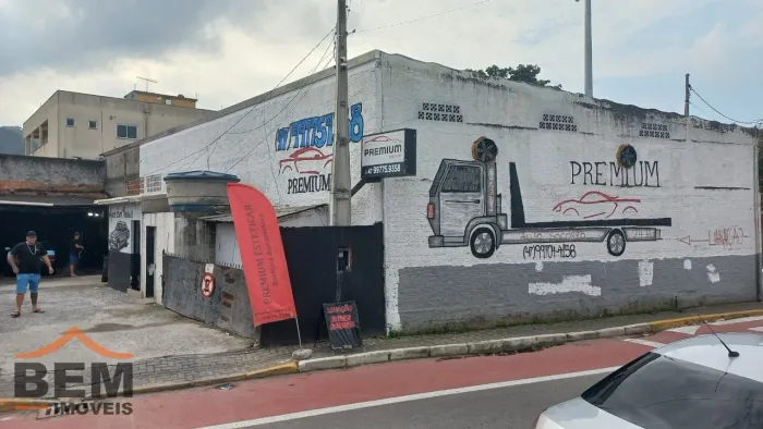 Prédio à venda, 560 m² - Monte Alegre - Camboriú/SC