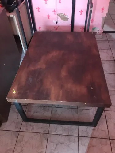 Mesa para uso diverso