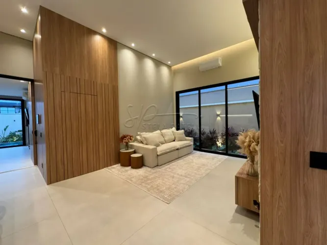Casa térrea de 220m² com 03 suítes para locação e venda em condomínio - Alto do Castelo