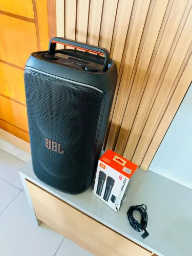 Caixa JBL PARTYBOX 120 NOVA COM MICROFONE