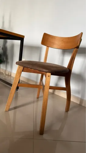 Cadeira encosto madeira
