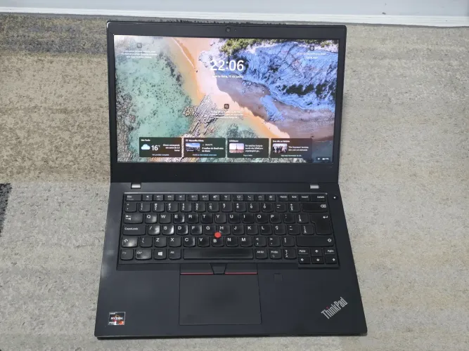 Notebook Lenovo Thinkpad L14 Ryzen 5 4650U 16GB RAM e 256GB SSD - Tela 14" FHD (detalhe)