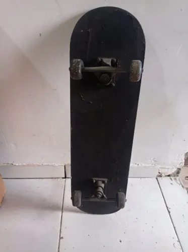 2 Skates