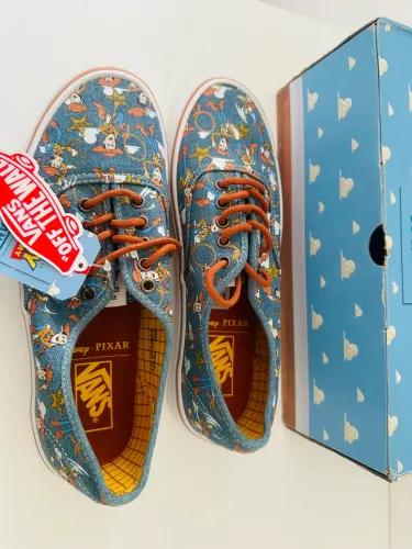 Vans Disney Toy Story Woody Disney Pixar.