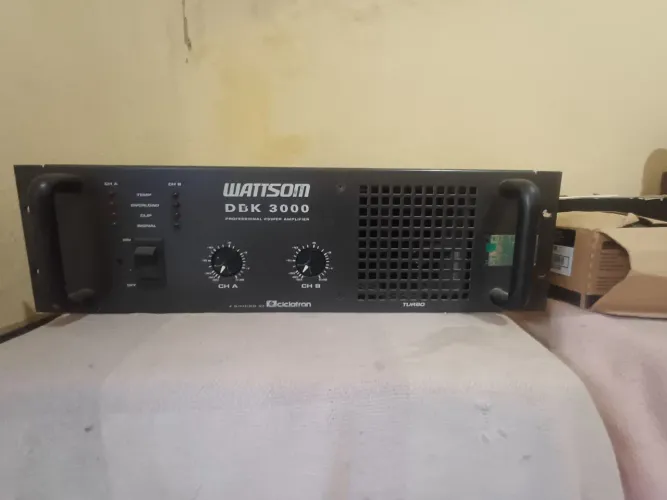 Amplificador DBK 3000 cicloton