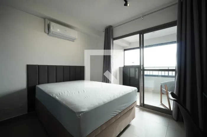 Apartamento à Venda - Ipiranga, 1 Quarto, 28 m2