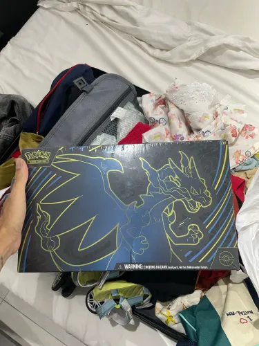 Ultra Premium Collection (UPC) - Charizard X