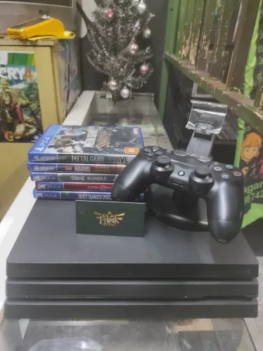 PS4 pro completo + 2 Jogos . Com garantia ! 
