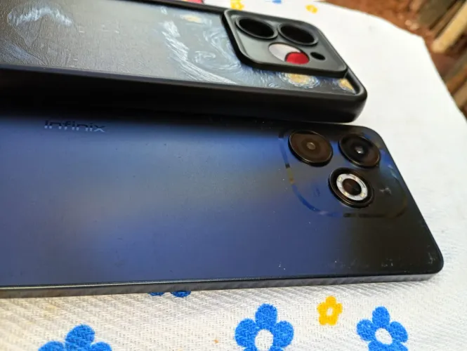 Troco Infinix Smart 8 128GB por bicicleta