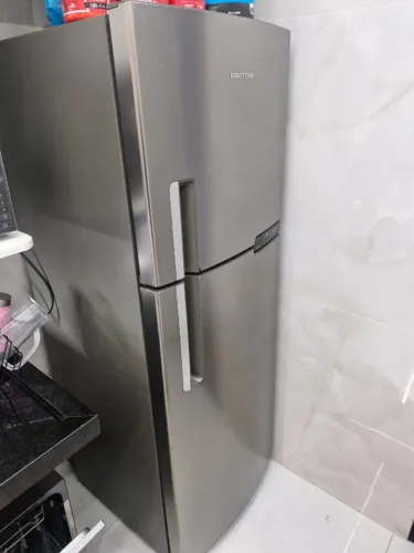 Geladeira Brastemp Frost Free 375L Inox - 127V - Funcionando Perfeitamente
