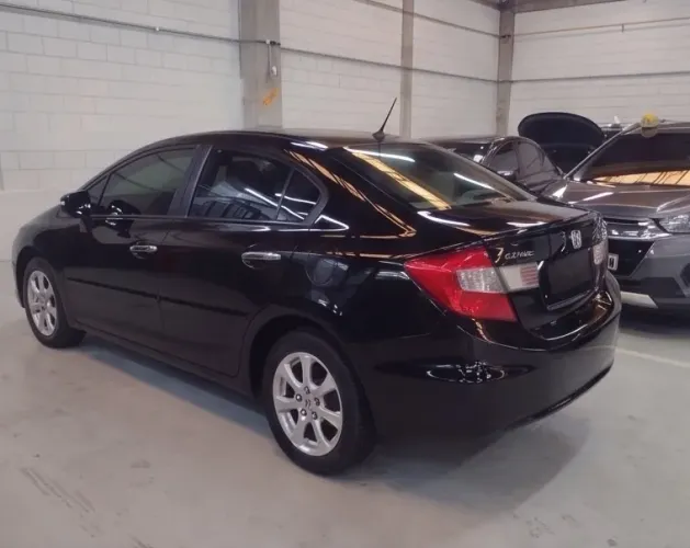 Honda Civic Sedan EXS 1.8/1.8 Flex 16V Aut. 4P 2012