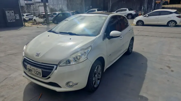 Peugeot 208 Griffe 1.6 Flex 16V 5P Aut. 2015