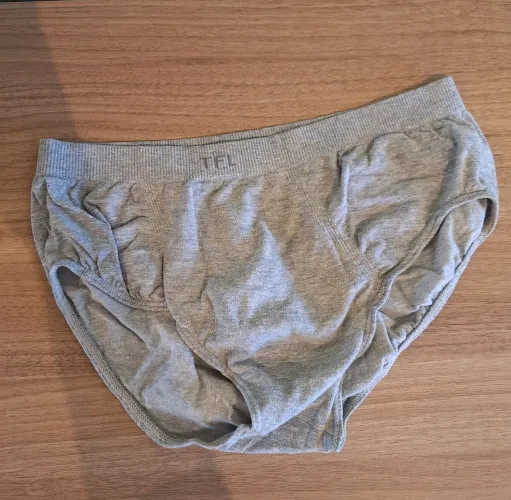 Cueca trifill