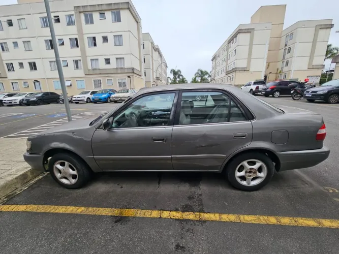 Toyota Corolla XEI 1.8/1.8 Flex 16V Aut. 2001