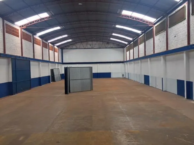 Barracão 800m² próximo BR 277 em Foz do Iguaçu