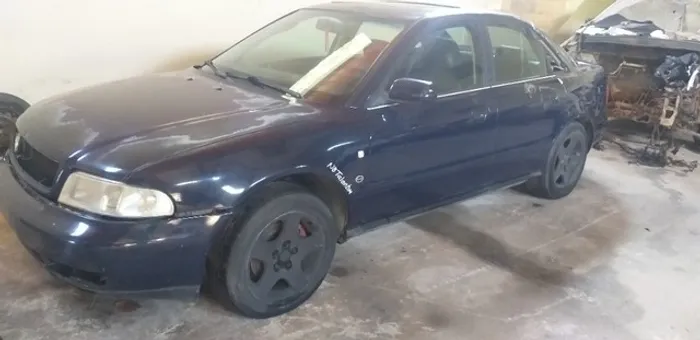 Audi A4 1995 V6 Automático Sucata venda de peças