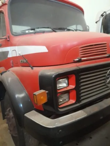 Mercedes 1316 ano 1986 silo chupin 8m3, truck