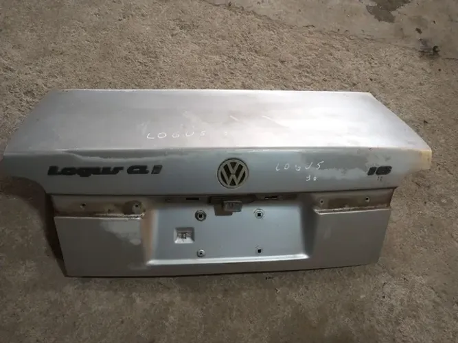 Tampa traseira Vw/logus 96