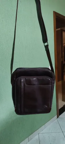 Bolsa masculina 100% couro legítimo  fino acabamento