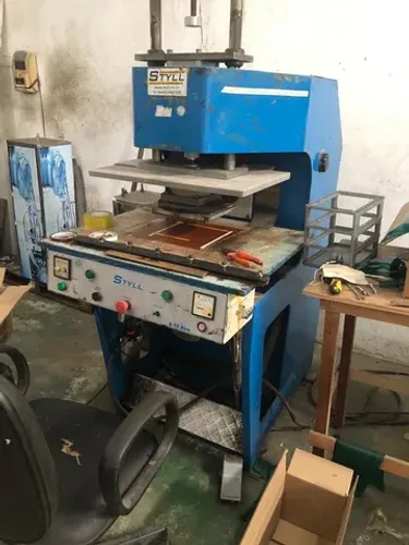 Máquina de solda lona / PVC 10 kVA