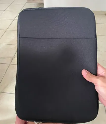 Capa para notebook com bolso acolchoada 15.6 NOVA