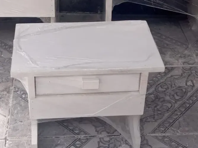 Banco de preto velho com gaveta 