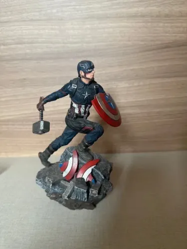Estátua Captain America Deluxe 1/10 - Iron Studios