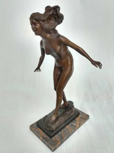 Antiga Estatueta Nu Feminino Mulher Em Bronze