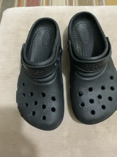 Crocs preto tamanho 38