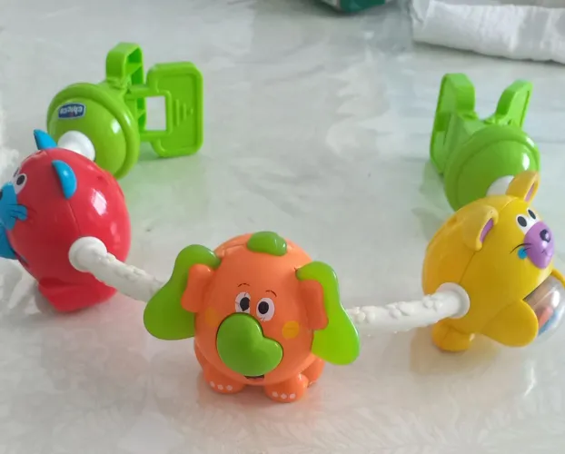 Chicco Travel Friends - Brinquedo Interativo para Bebês