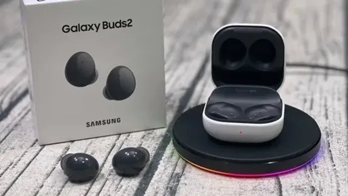Samsung Galaxy Buds 2 - Fones de Ouvido Sem Fio Bluetooth