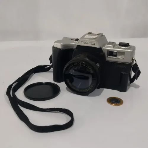 Câmera Yashica