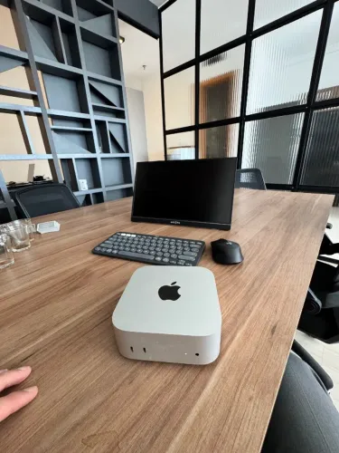 Mac Mini M4 512GB 24gb RAM
