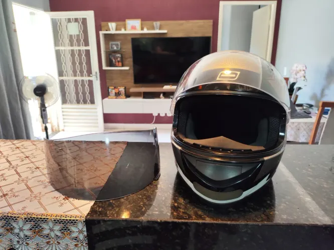 CAPACETE NORISK TAMANHO 58, *Brinde viseira fumê*