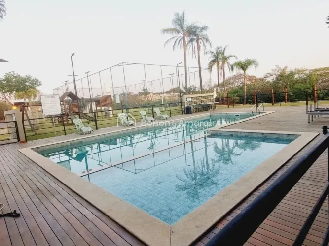 Terreno à venda no Condomínio La Dolce Vita, Jardim Ypê, em Paulínia-SP.