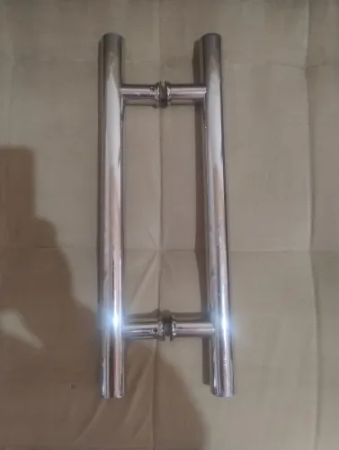 Vendo puxador de inox de 45 centímetros.