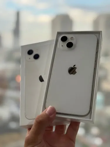 iPhone 13 128GB - novíssimo e com garantia!