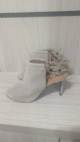Sandália 36 Carmim cinza com tiras