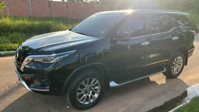 Toyota Hilux SW4 SRX 4X4 2.8 TDI 16V Dies. Aut. 2021