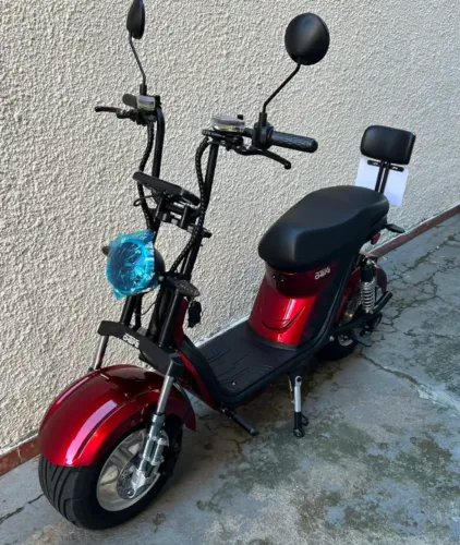 <Moto elétrica vermelha da Moto Chefe X-12