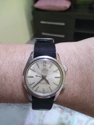 Relógio Titus Geneve alarme mecânico rarissimo