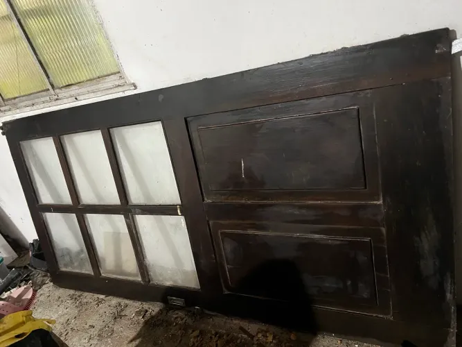 Porta madeira e vidro 2x1 mt 