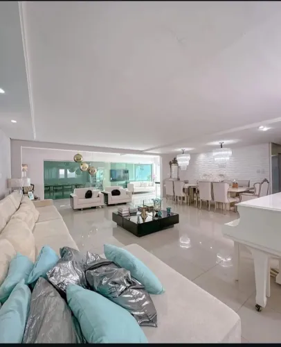 Casa de Luxo à Venda no Condomínio The Prime