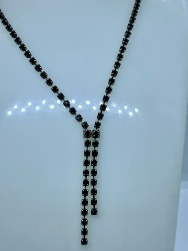 Colar Gravatinha Preto com Strass Elegante prata 925