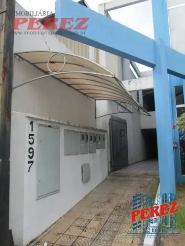 Sala comercial para alugar na Av Duque de Caxias no centro de Londrina.
