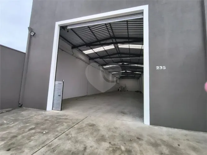 Salão Comercial à venda ou para locação em Jardim Bela Vista - SP